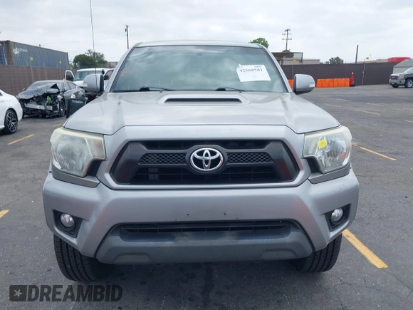 2014 Toyota Tacoma PreRunner z VIN 3TMJU4GNXEM164121, wystawiony jako IAAI lot #42568581 z przebiegiem 201 316 mil mil oraz . Historia ofert i sprzedaży dostępna na DreamBid. Obrazek 12.
