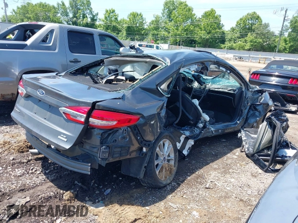 2020 Ford Fusion SE with VIN 3FA6P0HD6LR198106, listed as a IAAI auction lot 42647519 with 50,983 mi miles and . Bid and sale history available at DreamBid. Image 4.