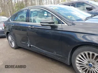 2015 Ford Fusion Titanium with VIN 3FA6P0D99FR300200, listed as a IAAI auction lot 42037306 with 232,095 mi miles. Bid and sale history available at carsss.com. Image 13.