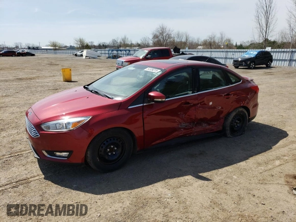 2016 Ford Focus Titanium z VIN 1FADP3J24GL272970, wystawiony jako Copart lot #54539215 z przebiegiem 60 007 mil mil oraz Czysty tytuł • Clean title. Historia ofert i sprzedaży dostępna na DreamBid. Obrazek 1.