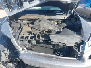 2017 Jeep Cherokee Limited with VIN 1C4PJLDB1HW517745, listed as a IAAI auction lot 41401733 with 121,736 mi miles. Bid and sale history available at carsss.com. Image 10.