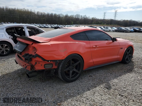 2015 Ford Mustang GT z VIN 1FA6P8CF3F5362135, wystawiony jako Copart lot #50189875 z przebiegiem 124 921 mil mil oraz Tytuł czysty. Historia ofert i sprzedaży dostępna na DreamBid. Obrazek 3.