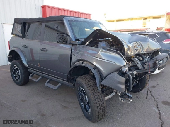 2021 Ford Bronco with VIN 1FMDE5BH2MLB07425, listed as a IAAI auction lot 41157085 with 1 mi miles. Bid and sale history available at carsss.com. Image 1.