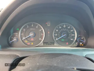 2010 Honda Accord Crosstour EX-L with VIN 5J6TF1H5XAL007680, listed as a Copart auction lot 50163785 with 208,379 mi miles and Salvage Title. Bid and sale history available at carsss.com. Image 9.