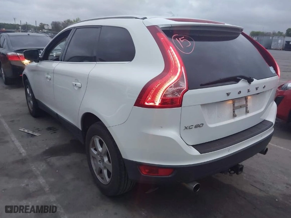 2012 Volvo XC60 3.2L with VIN YV4952DL4C2305502, listed as a IAAI auction lot 41933334 with 146,746 mi miles. Bid and sale history available at carsss.com. Image 3.