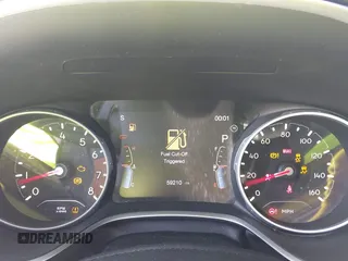 2018 Jeep Compass Limited with VIN 3C4NJDCB8JT284845, listed as a IAAI auction lot 42049290 with 59,210 mi miles and . Bid and sale history available at carsss.com. Image 7.
