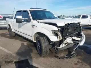2010 Ford F-150 XL with VIN 1FTFW1CV7AFA88081, listed as a IAAI auction lot 41670931 with 117,032 mi miles. Bid and sale history available at carsss.com. Image 1.