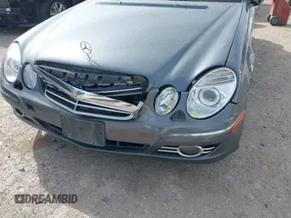2008 Mercedes-Benz E-Class Luxury 3.5L with VIN WDBUF56X68B220680, listed as a IAAI auction lot 41816698 with 221,219 mi miles. Bid and sale history available at carsss.com. Image 17.
