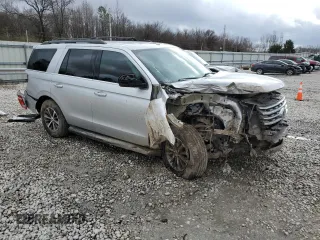 2018 Ford Expedition XLT with VIN 1FMJU1HT6JEA17396, listed as a Copart auction lot 86210324 with 70,990 mi miles and Salvage Title. Bid and sale history available at carsss.com. Image 4.