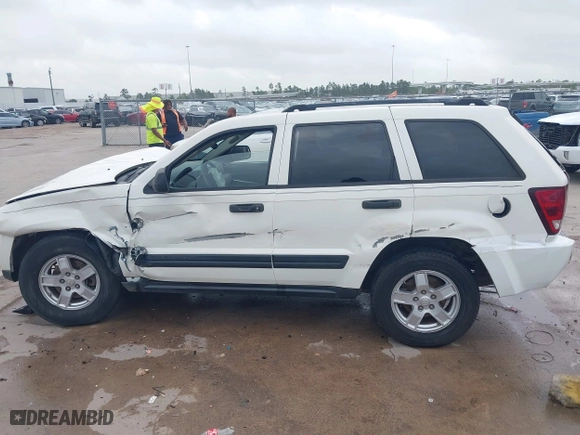 2006 Jeep Grand Cherokee Laredo with VIN 1J4GS48K06C172214, listed as a IAAI auction lot 41952499 with 167,208 mi miles. Bid and sale history available at carsss.com. Image 14.