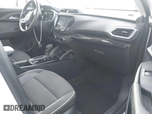 2023 Chevrolet TrailBlazer LT with VIN KL79MPS2XPB189884, listed as a IAAI auction lot 41778506 with 2,366 mi miles and . Bid and sale history available at DreamBid. Image 5.