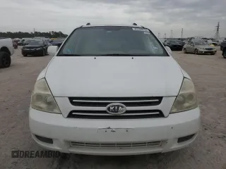 2007 Kia Sedona LX with VIN KNDMB233776147825, listed as a Copart auction lot 83355334 with 243,541 mi miles and Clean Title. Bid and sale history available at carsss.com. Image 5.