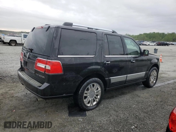 2011 Lincoln Navigator with VIN 5LMJJ2J5XBEJ04548, listed as a Copart auction lot 52440525 with 266,999 mi miles and Salvage title. Bid and sale history available at DreamBid. Image 3.