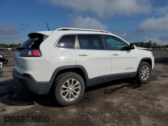 2019 Jeep Cherokee Latitude z VIN 1C4PJMCB2KD330721, wystawiony jako Copart lot #58840055 z przebiegiem 114 770 mil mil oraz Szkoda całkowita • Salvage title. Historia ofert i sprzedaży dostępna na DreamBid. Obrazek 3.