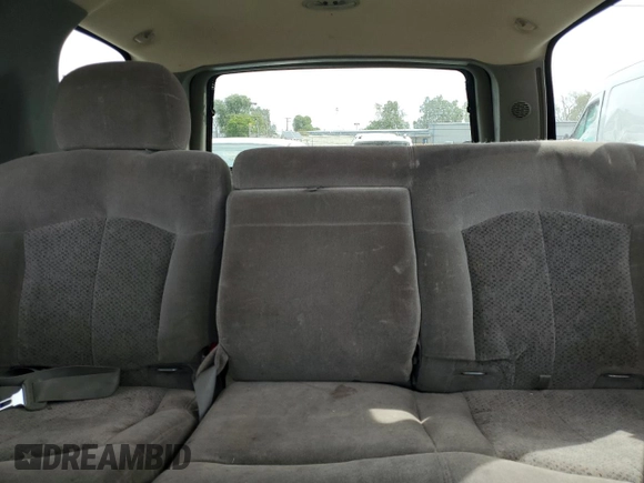 2002 Chevrolet Tahoe LS with VIN 1GNEC13T22R268336, listed as a Copart auction lot 50947675 with 238,425 mi miles and Salvage title. Bid and sale history available at DreamBid. Image 10.