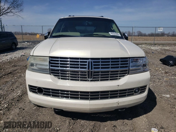 2007 Lincoln Navigator with VIN 5LMFU28567LJ24897, listed as a Copart auction lot 49324365 with Not provided miles and Salvage title. Bid and sale history available at DreamBid. Image 5.