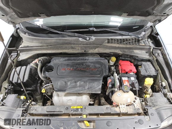 2018 Jeep Renegade Latitude with VIN ZACCJABB7JPH24455, listed as a Copart auction lot 50265385 with 156,278 mi miles and Clean Title. Bid and sale history available at DreamBid. Image 12.