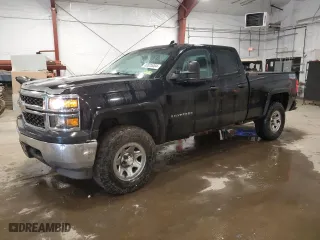 2015 Chevrolet Silverado 1500 Work Truck with VIN 1GCVKPEH2FZ158125, listed as a Copart auction lot 82825304 with 134,116 mi miles and Salvage Title. Bid and sale history available at carsss.com. Image 1.