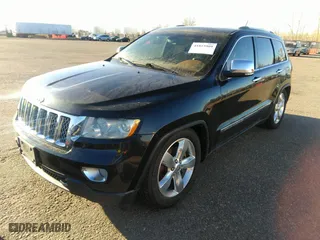 2012 Jeep Grand Cherokee Overland with VIN 1C4RJFCT8CC268410, listed as a IAAI auction lot 41823909 with 205,940 mi miles. Bid and sale history available at carsss.com. Image 17.