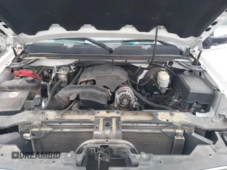 2010 Chevrolet Silverado 1500 with VIN 1GCSCPE09AZ283481, listed as a IAAI auction lot 41627885 with 159,773 mi miles and . Bid and sale history available at DreamBid. Image 10.