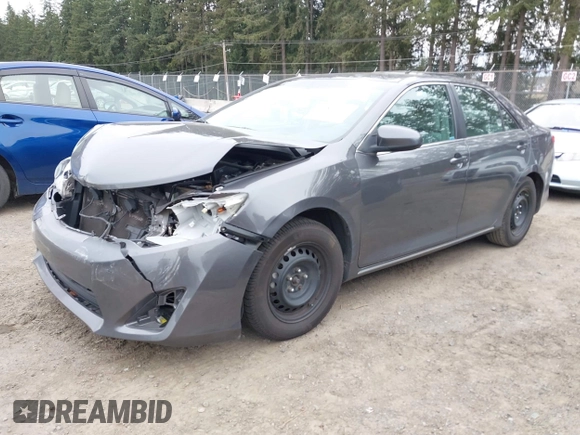 2013 Toyota Camry L with VIN 4T4BF1FK8DR335772, listed as a IAAI auction lot 41825342 with 125,001 mi miles. Bid and sale history available at carsss.com. Image 2.