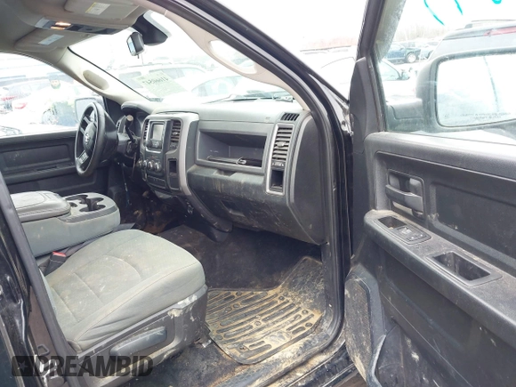 2014 Ram 1500 Express with VIN 1C6RR7KT0ES215751, listed as a IAAI auction lot 41660547 with 271,700 mi miles. Bid and sale history available at carsss.com. Image 5.