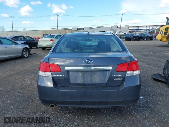 2014 Subaru Legacy Premium z VIN 4S3BMBC66E3027489, wystawiony jako IAAI lot #42210066 z przebiegiem 119 276 mil mil oraz . Historia ofert i sprzedaży dostępna na DreamBid. Obrazek 16.