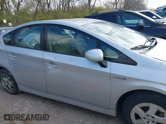 2011 Toyota Prius I with VIN JTDKN3DU9B0268301, listed as a IAAI auction lot 41983104 with 172,883 mi miles. Bid and sale history available at carsss.com. Image 14.