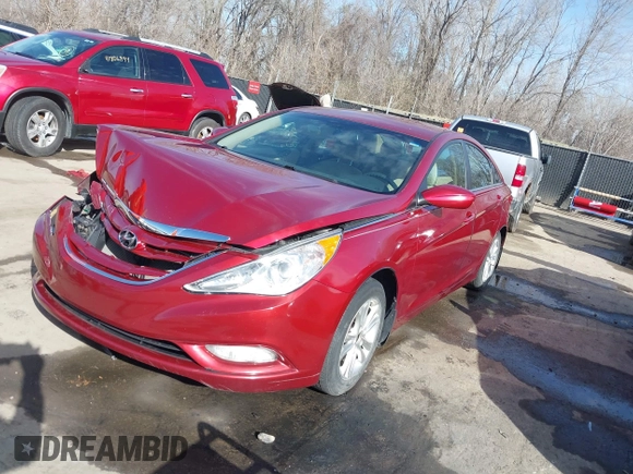 2013 Hyundai Sonata GLS z VIN 5NPEB4AC5DH676923, wystawiony jako IAAI lot #41805315 z przebiegiem 178 563 mil mil oraz . Historia ofert i sprzedaży dostępna na DreamBid. Obrazek 17.