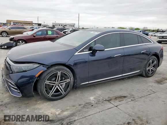 2023 Mercedes-Benz EQS 450 z VIN W1KCG2EB0PA039681, wystawiony jako Copart lot #51698775 z przebiegiem 24 897 mil mil oraz Szkoda całkowita • Salvage title. Historia ofert i sprzedaży dostępna na DreamBid. Obrazek 1.