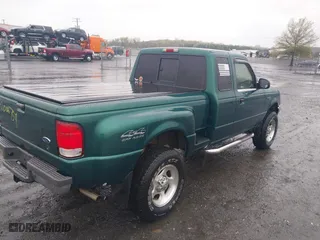 2000 Ford Ranger XL with VIN 1FTZR15VXYPB53348, listed as a IAAI auction lot 42006759 with 175,521 mi miles. Bid and sale history available at carsss.com. Image 4.