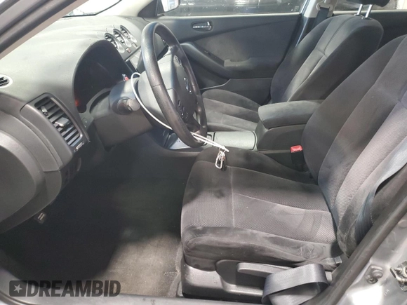 2008 Nissan Altima 2.5 SL with VIN 1N4AL21E88N459461, listed as a Copart auction lot 52611135 with 182,099 mi miles and Salvage Title. Bid and sale history available at carsss.com. Image 7.