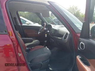 2015 FIAT 500L Urbana Trekking z VIN ZFBCFADH6FZ030774, wystawiony jako IAAI lot #42687006 z przebiegiem 76 193 mil mil oraz . Historia ofert i sprzedaży dostępna na DreamBid. Obrazek 5.