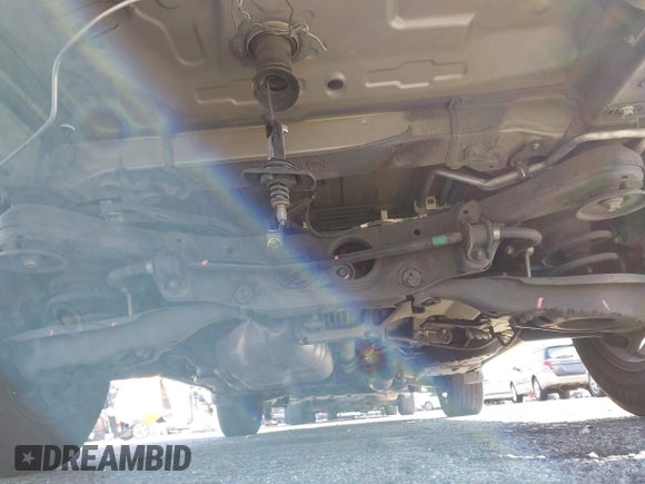 2018 Toyota Highlander LE z VIN 5TDBZRFH2JS838268, wystawiony jako IAAI lot #41540323 z przebiegiem 151 773 mil mil oraz . Historia ofert i sprzedaży dostępna na DreamBid. Obrazek 22.