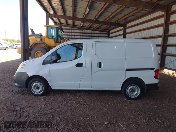2015 Nissan NV200 S z VIN 3N6CM0KN3FK735497, wystawiony jako IAAI lot #41699156 z przebiegiem 61 581 mil mil oraz . Historia ofert i sprzedaży dostępna na DreamBid. Obrazek 14.