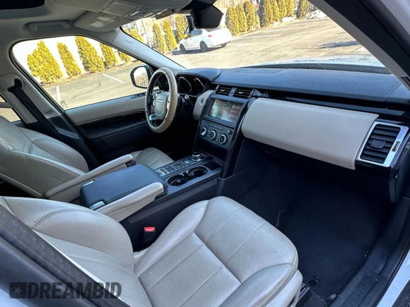 2020 Land Rover Discovery SE z VIN SALRG2RV7L2423060, wystawiony jako Copart lot #47578895 z przebiegiem 72 518 mil mil oraz Tytuł czysty. Historia ofert i sprzedaży dostępna na DreamBid. Obrazek 7.