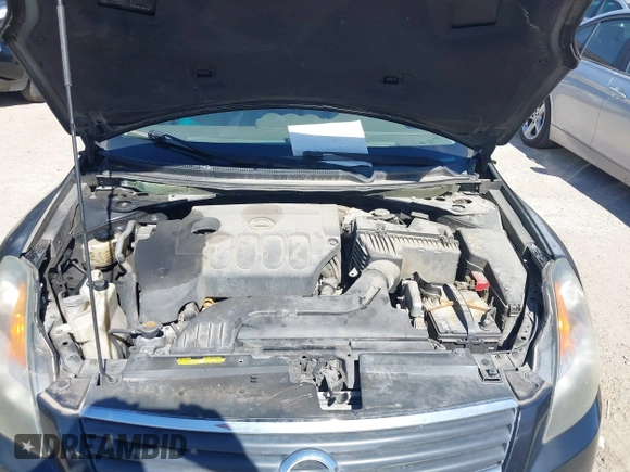 2007 Nissan Altima 2.5 with VIN 1N4AL21E47N412233, listed as a IAAI auction lot 41812412 with 200,451 mi miles. Bid and sale history available at carsss.com. Image 10.