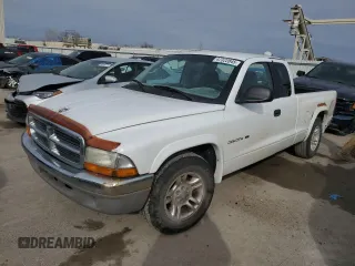 2001 Dodge Dakota Sport with VIN 1B7GL22N31S250879, listed as a Copart auction lot 47322845 with 207,334 mi miles and Salvage Title. Bid and sale history available at carsss.com. Image 1.