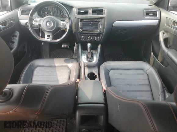 2014 Volkswagen Jetta GLI with VIN 3VW4T7AJ3EM352712, listed as a Copart auction lot 59582825 with 145,765 mi miles and Salvage title. Bid and sale history available at DreamBid. Image 8.