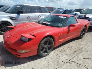 2002 Chevrolet Corvette with VIN 1G1YY22G825118684, listed as a Copart auction lot 76702164 with 0 mi miles and Non Repairable. Bid and sale history available at carsss.com. Image 1.