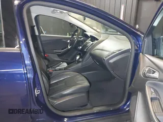 2016 Ford Focus SE with VIN 1FADP3K27GL357008, listed as a IAAI auction lot 41946301 with 101,429 mi miles and . Bid and sale history available at carsss.com. Image 5.