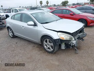 2012 Volvo S60 T5 with VIN YV1622FS8C2127445, listed as a IAAI auction lot 42408477 with 166,124 mi miles and . Bid and sale history available at DreamBid. Image 1.