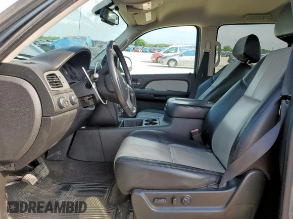 2008 Chevrolet Avalanche 3LT with VIN 3GNFK12368G235566, listed as a Copart auction lot 58640185 with 176,677 mi miles and Salvage title. Bid and sale history available at DreamBid. Image 7.