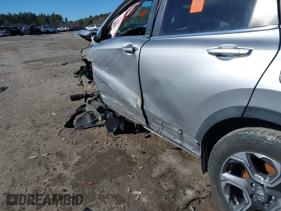2018 Honda CR-V EX with VIN 7FARW2H51JE040824, listed as a IAAI auction lot 41741296 with 1 mi miles. Bid and sale history available at carsss.com. Image 6.
