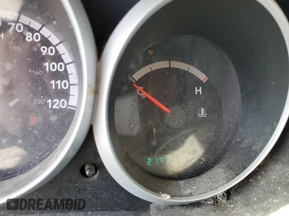 2008 Dodge Grand Caravan SE with VIN 2D8HN44H78R704047, listed as a Copart auction lot 47774145 with 219,316 mi miles and Salvage Title. Bid and sale history available at DreamBid. Image 9.