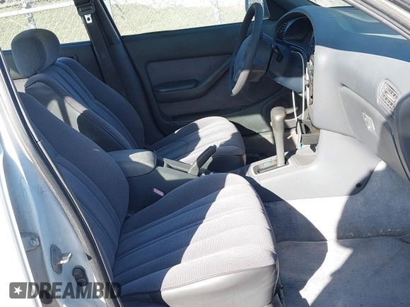 2011 Toyota Corolla L with VIN JTDBU4EE5BJ102707, listed as a IAAI auction lot 38947809 with 198,318 mi miles and . Bid and sale history available at DreamBid. Image 5.