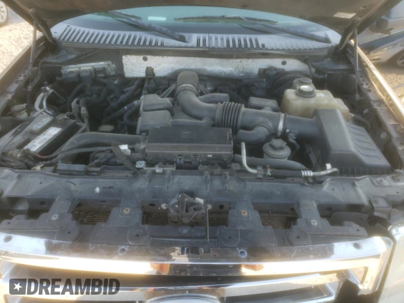 2008 Ford Expedition SSV with VIN 1FMFU16558LA82398, listed as a Copart auction lot 52850425 with 285,095 mi miles and Salvage title. Bid and sale history available at DreamBid. Image 12.