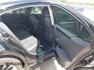 2024 Lexus ES 350 Luxury z VIN 58AEZ1B15RU180643, wystawiony jako IAAI lot #42296720 z przebiegiem 19 457 mil mil oraz . Historia ofert i sprzedaży dostępna na DreamBid. Obrazek 8.