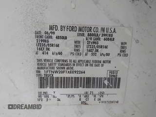 1999 Ford F-250 XL с VIN 1FTNW20F1XEE92264, выставлен на аукционе IAAI как лот 41548846 с пробегом 368 756 миль миль и . История ставок и продаж доступна на DreamBid. Изображение 9.