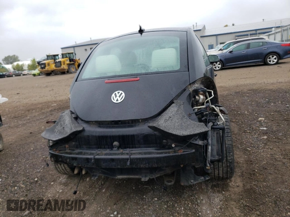 2010 Volkswagen Beetle with VIN 3VWRW3AG7AM027033, listed as a Copart auction lot 72426264 with 131,396 mi miles and Clean title. Bid and sale history available at DreamBid. Image 6.